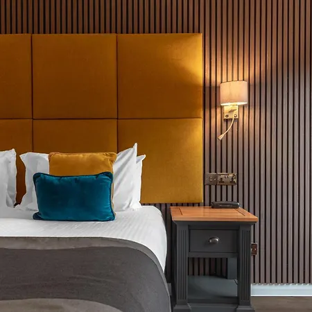 Crooklands Hotel