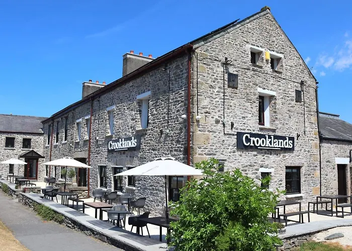 The Crooklands, Bw Signature Collection