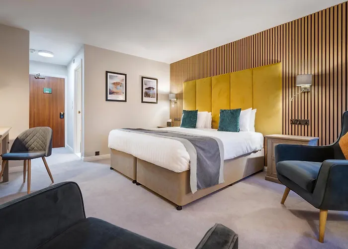 The Crooklands, Bw Signature Collection Guest house