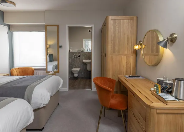 The Crooklands, Bw Signature Collection